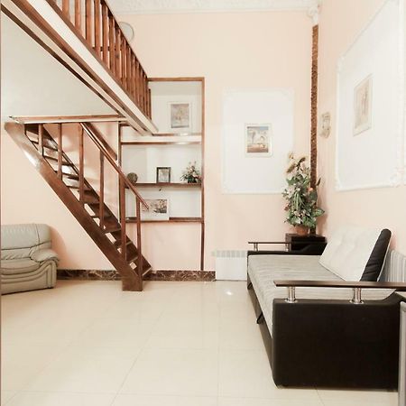 Rent Apartments Grecheskaya 50 โอเดสซา ภายนอก รูปภาพ
